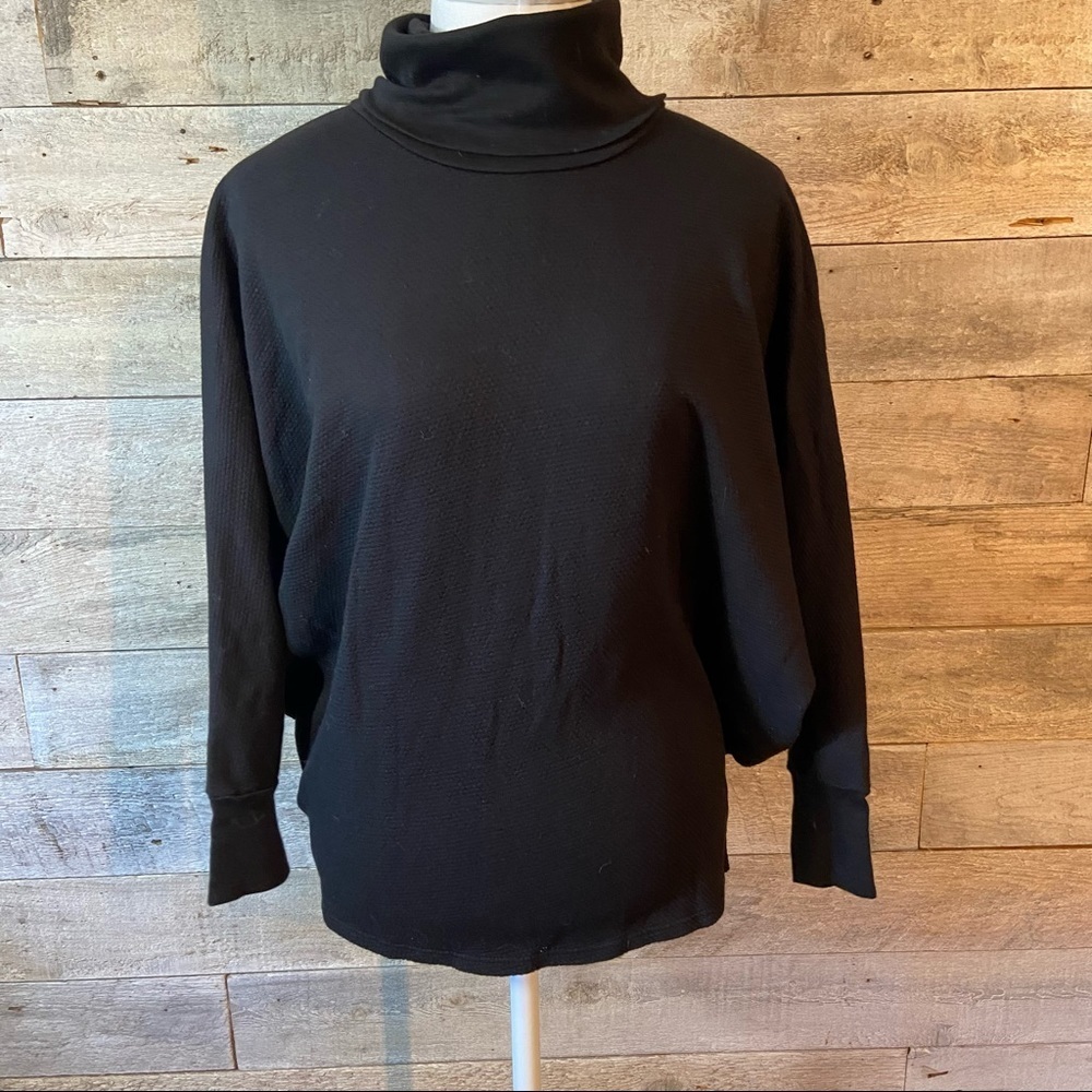 Stateside women’s black turtleneck sweater in size x-small